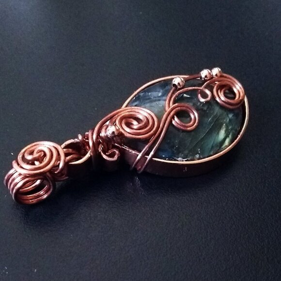 Mesmerizing Labradorite Pendant - Copper Wire Wrap! Handmade + One-of-a-kind! - Picture 7 of 13